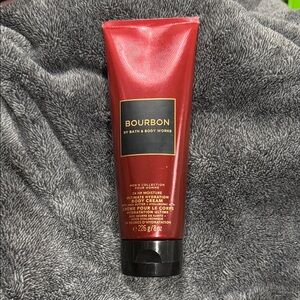 Bath & Body Works Bourbon Red & Black Body Cream